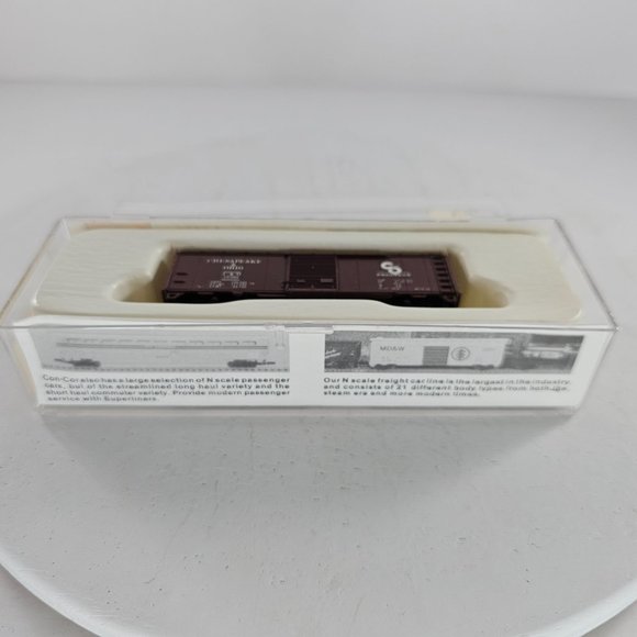 Con-Cor 100104 N Scale 40 Ft Steel Boxcar Chesapeake & Ohio #15382 - Picture 4 of 7